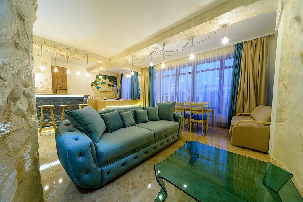 Apartment On Grecheskaya 5 โอเดสซา ภายนอก รูปภาพ